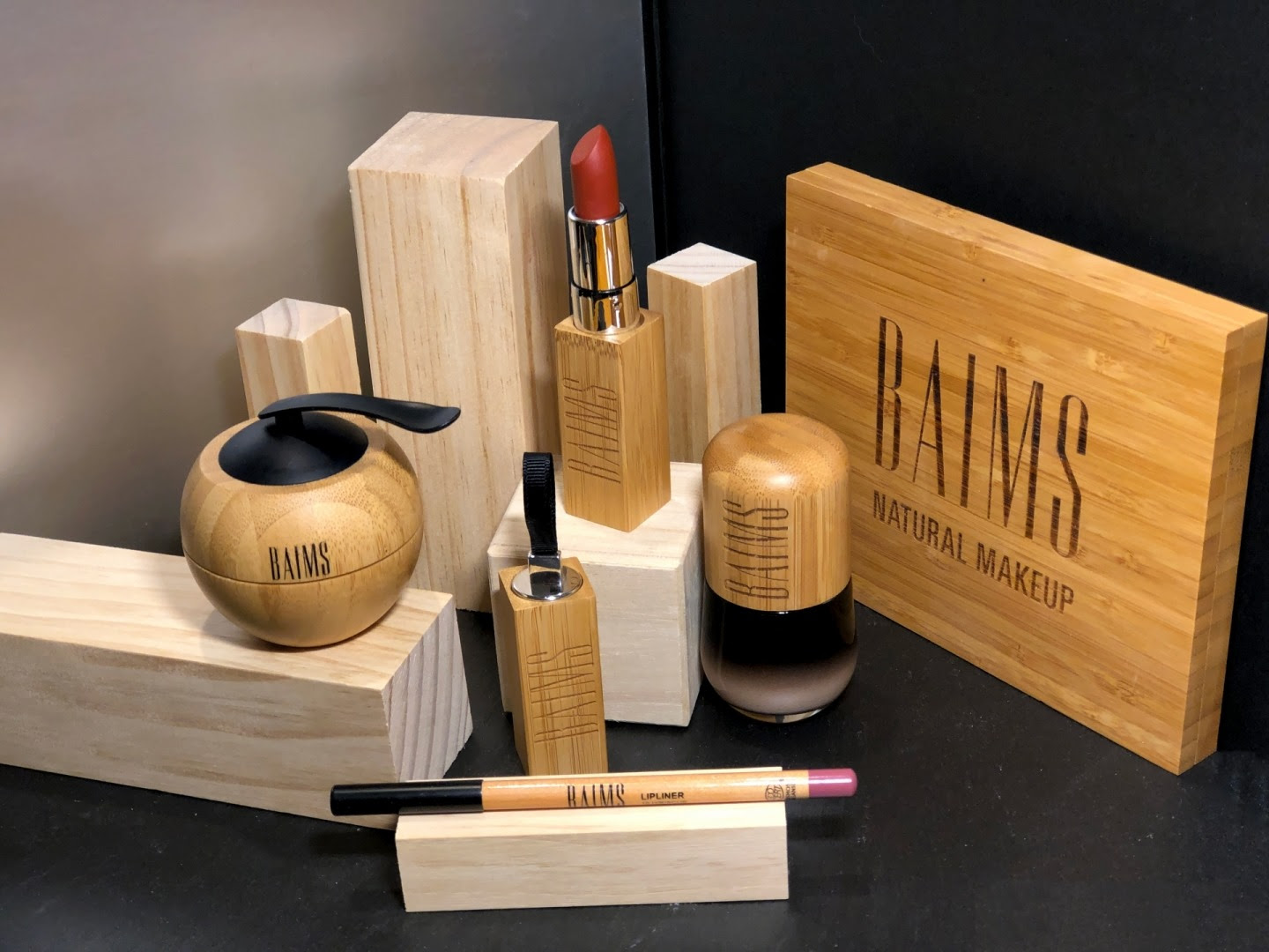 Baims 100% natuurlijke make-up producten, vrij van giftige ingrediënten vol met voedingsstoffen en heeft mooie kleurtinten.