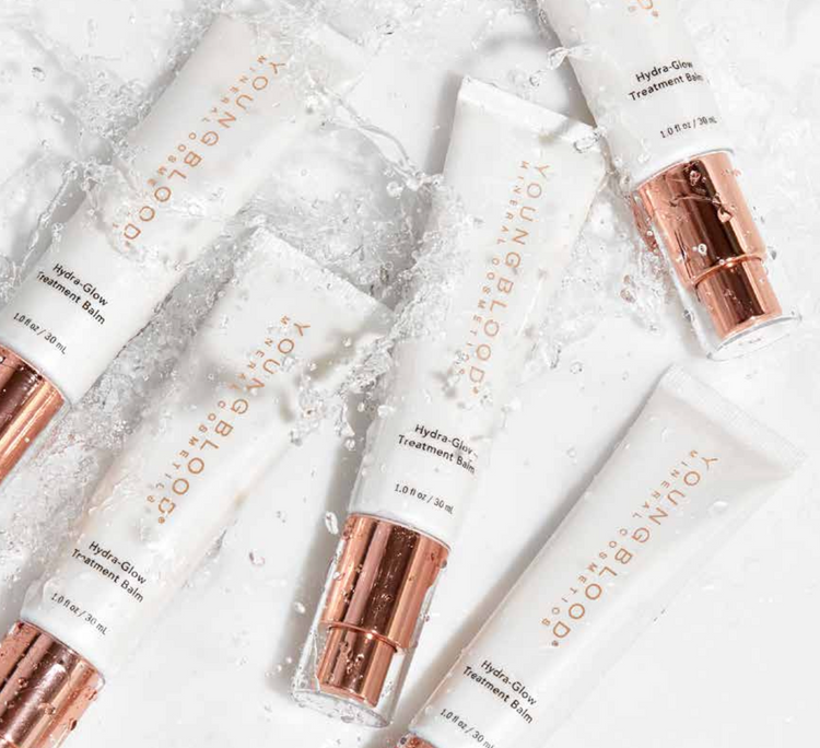 Youngblood Glow & Highlight: Voor een stralende, natuurlijke look die van binnenuit schittert. Perfecte glow, moeiteloos gecreëerd!