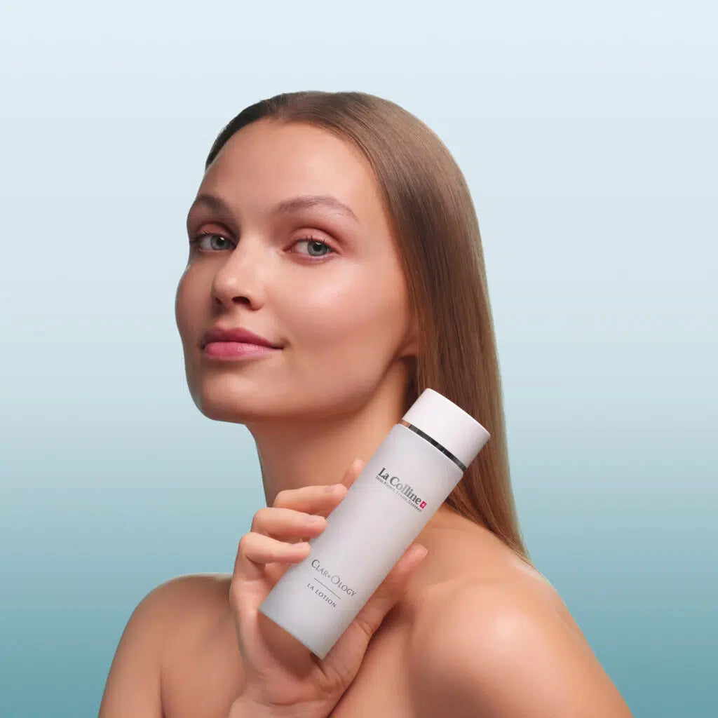 La Colline Clar•Ology La Lotion Illuminating Youth Boost Lotion verhelderende exfoliërende gezichtslotion