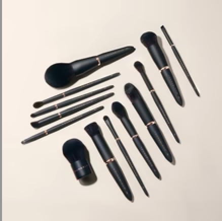 Youngblood Foundation Brush YB4