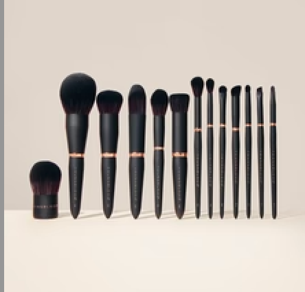 Youngblood Foundation Brush YB4