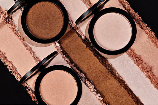 Youngblood Light Reflecting Highlighter voor natuurlijke glow en lichtreflecterende finish
